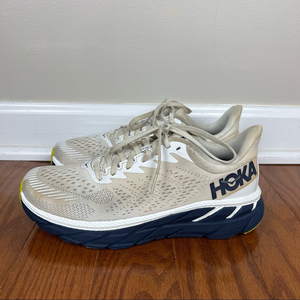 Hoka One One CLIFTON 7 1110509/BDBBI Women's Sz 7.5 Running Shoes White …